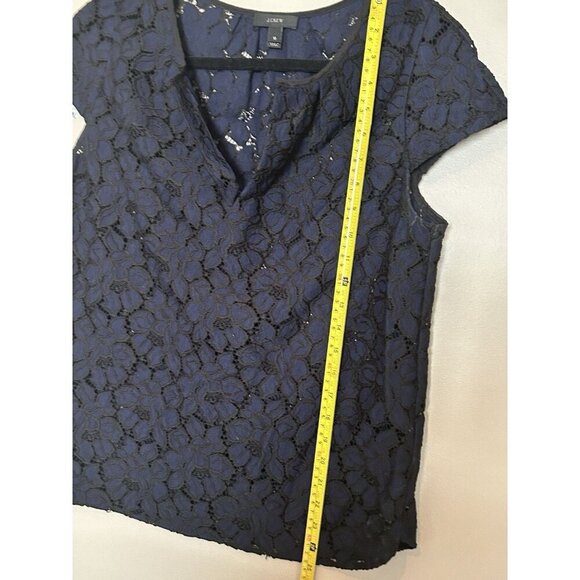 J. Crew Flower Lace Cap Sleeve Blouse Top SZ 10 Navy Key Hole Pullover Preppy - Picture 9 of 9
